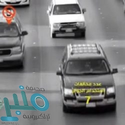 بالفيديو.. تدمير التحالف زوارق مفخخة لميليشيا الحوثي بجبهة الساحل