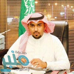 الأمير عبدالله بن بندر يقدم العزاء لأسرة رئيس المحكمة العامة بمكة