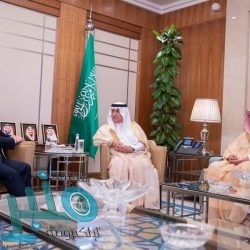 الأمير خالد الفيصل يستقبل الرئيس العام لشؤون الحرمين