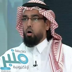 بالفيديو.. تونسي يقتحم مقهى بسلاح أبيض ويدعي أنه ”المهدي المنتظر“ ‎