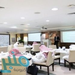 السفير المعلمي يستقبل المندوب الدائم المعيّن حديثاً لسلطنة عمان
