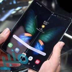 علماء: التوتر والضغوط من أسباب الشيب المبكر.. وهذه طريقة علاجه