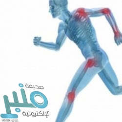 وكيل دي ليخت منتقدا برشلونة: تعاملوا معه “كالجبنة”