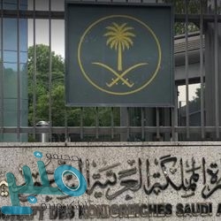 وزير الخارجية يستقبل نظيره الجزائري