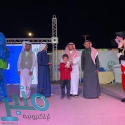 فهد الشهراني يشعل حماس الجمهور بمسرح شارع الفن في مهرجان المجاردة