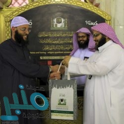 أمير عسير يدشن الحملة الأمنية “أمنكم وسلامتكم هدفنا”