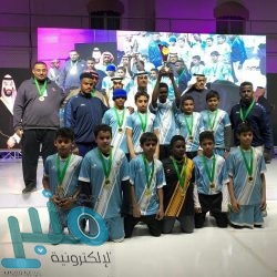 إغلاق ثلاث محلات مخالفة فى الباحة .. ومصادرة لحوم وخضروات