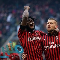 عبدالله المعيوف يعلن تمديد عقده مع نادي الهلال