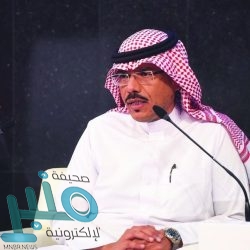 وزير الخارجية يزور جناح مركز الاتصال والإعلام الجديد في منتدى الرياض
