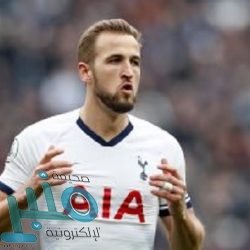 عقود النفط الأمريكي تهوي لأدنى مستوى في 18 عاما