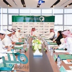 «مكتب المظيلف» يكرم الراشدي والشيخي لتقاعدهما