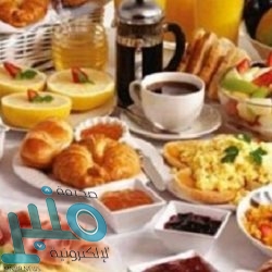 شرطة مكة تكشف تفاصيل القبض على وافدين ظهرا في فيديو يزعمان نقص السلع الغذائية بالقنفذة