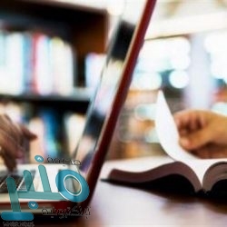 تصرف “غريب” من ترامب خلال زيارته مصنعًا لإنتاج الكمامات