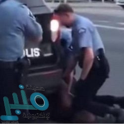 وزير الصحة الإسباني يطلب لقاء سيرجيو راموس وجيرارد بيكيه