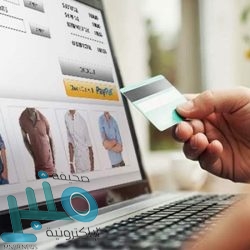 لجنة التنمية الاجتماعية بالويد توزع “كمامات” مجانًا على المواطنين والمقيمين