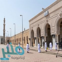 قائمة بالأنشطة التجارية المُلزمة بتوفير أحد حلول الدفع الإلكتروني