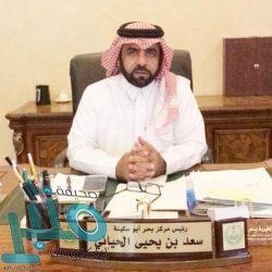 الموارد البشرية تعاقب مقهى لتشغيله سيدات بخدمة الطاولات