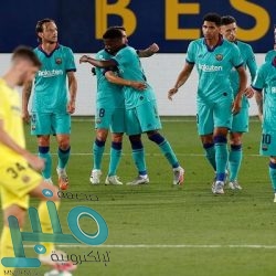 علماء يؤكدون أن الهواء يحمل فيروس كورونا