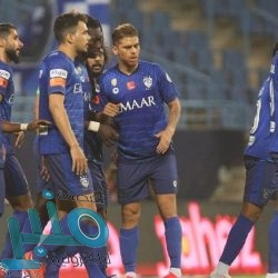 خالد بن سلمان يعزي أسرة العايش