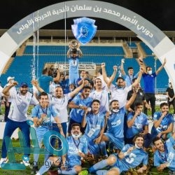 ميسي يودع صديقه فيدال بكلمات مؤثرة