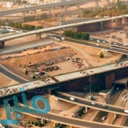 بلدية القريات تمنح ملاك المركبات المهملة مهلة