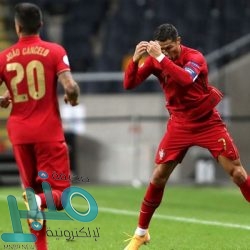 خفيف الوزن‎.. مايكروسوفت تكشف عن جهاز الكمبيوتر المحمول “Surface”