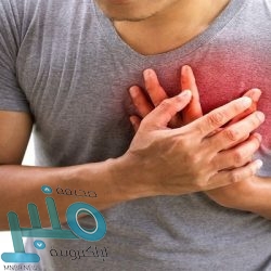 آسترازينيكا تعلّق التجارب السريرية للقاحها المضادّ لكورونا