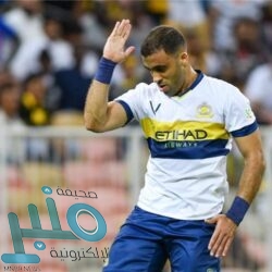 «الصرامي» يثير ضجة على تويتر بشأن استبعاد الهلال من البطولة الآسيوية المقبلة.. والحناكي يرد!