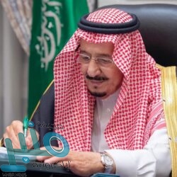 برئاسة خادم الحرمين.. مجلس الوزراء يعقد جلسته عبر الاتصال المرئي ويصدر عددًا من القرارات