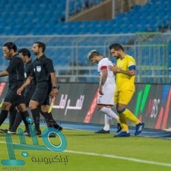 طريقة تطبيق ضريبة القيمة المضافة في حال التعاقد بين شخص خاضع للضريبة ومستهلك نهائي