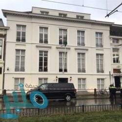 مؤسسة البريد تصدر طابعاً تذكارياً لمركز الملك سلمان للإغاثة الإنسانية