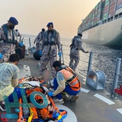 بالصور .. تجهيز منبر خطبة الجمعة في المسجد الحرام وفق إجراءات احترازية