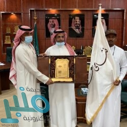 الشباب يتعادل مع الأهلي ويتصدر الدوري مؤقتًا