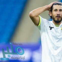 “الكهرباء” تنشر صورًا لعمل كوادرها خلال عاصفة “رابغ” في مكة المكرمة