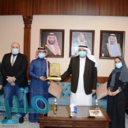 منح ميدالية الاستحقاق من الدرجة الثالثة لـ59 مواطنًا