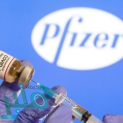 استعداداً لصلاة الجمعة.. (4200) لتر لتعقيم الحواجز الأمنية بالمسجد الحرام