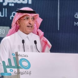 محافظ المخواة ينقل تعازي أمير الباحة للشيخ الزهراني