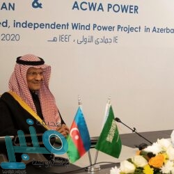 ضبط 100 بدلة عسكرية و7 آلاف قطعة من الأنواط والرتب المخالفة في الرياض