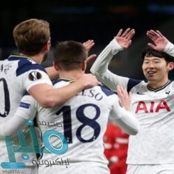 محمد صلاح ينافس كريستيانو رونالدو وليونيل ميسي على تشكيلة 2020