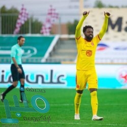 الشباب يقسو على “العين” بثلاثية