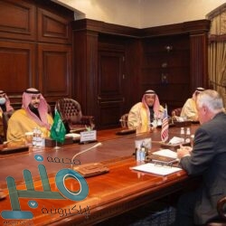 بخيت طالع يهدي معرض المخواة 150 نسخة لثلاثة من كتبه