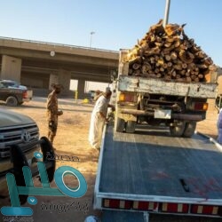 فريق من هيئة التراث يقف على قصيرات عاد بالأفلاج