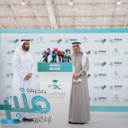 وزير الصحة يتلقى الجرعة الثانية من لقاح كورونا -فيديو