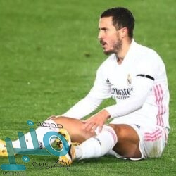 تجربة مثيرة من أوكسفورد.. “كوكتيل لقاحات” لشخص واحد