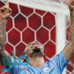 بريطانيا: وضع الكمامات قد لا يكون ضروريا في الصيف