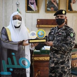 الأمير مشعل بن ماجد يستقبل مدير عام التعليم بجدة والطلاب المتفوقين