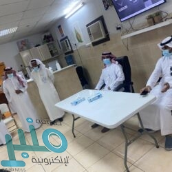 بلدية وادي الدواسر تُغلق وتُغرم منشآت تجارية خالفت التدابير الوقائية