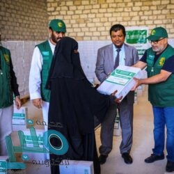 الأمير خالد الفيصل يرأس اجتماعاً لاستعراض أعمال البريد السعودي وخططها في المنطقة