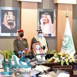 “الصحة” تدعو إلى التسجيل في تطبيق صحتي للحصول على لقاح كورونا