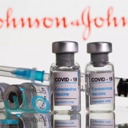 على رمال ناوان الذهبيه.. محافظ المخواة يرعى مبادرة بيئتي صحتي